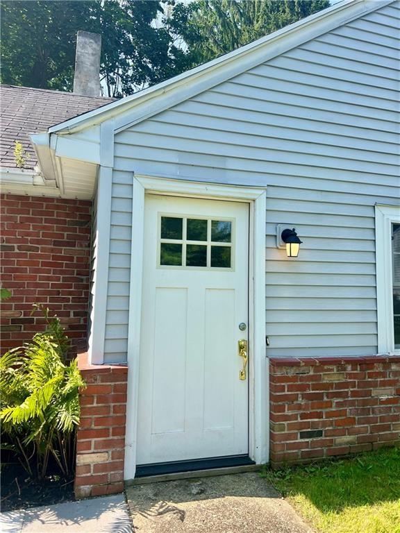 375 W Whitney Rd, Perinton, NY 14526 - photo 3