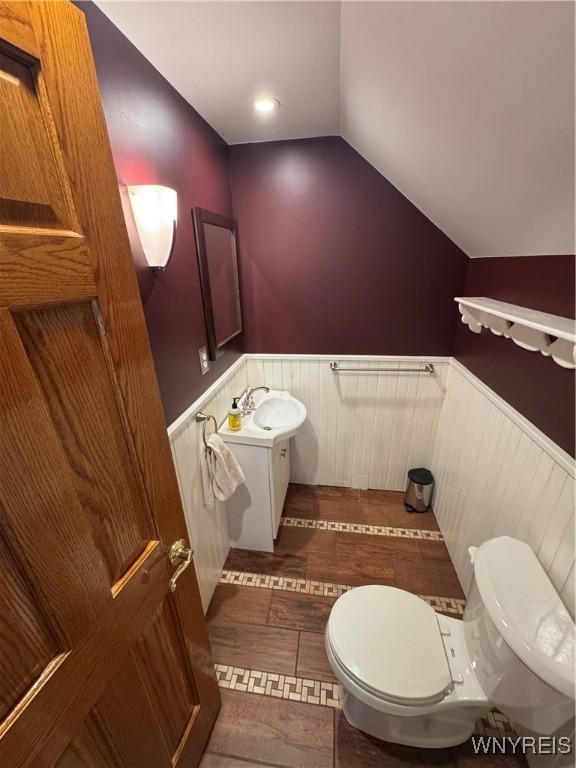504 Downing St, Buffalo, NY 14220 - photo 9