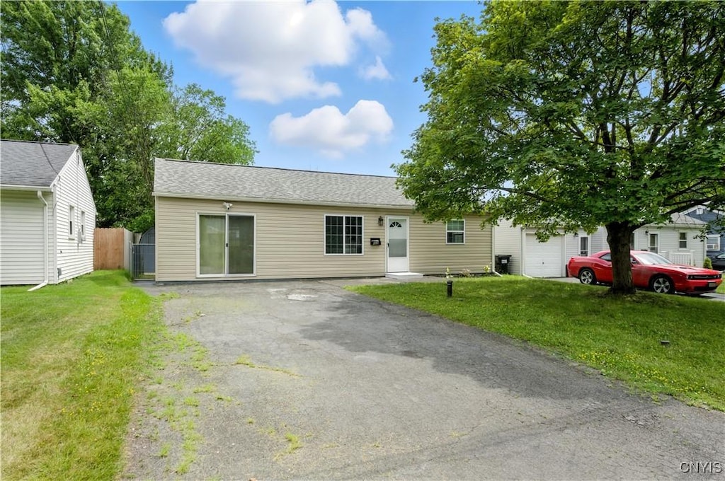 122 Frederick Dr, Salina, NY 13088 - photo 1
