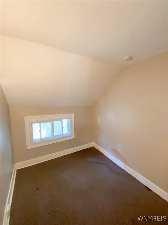 81 Kingston Pl, Buffalo, NY 14210 - photo 14