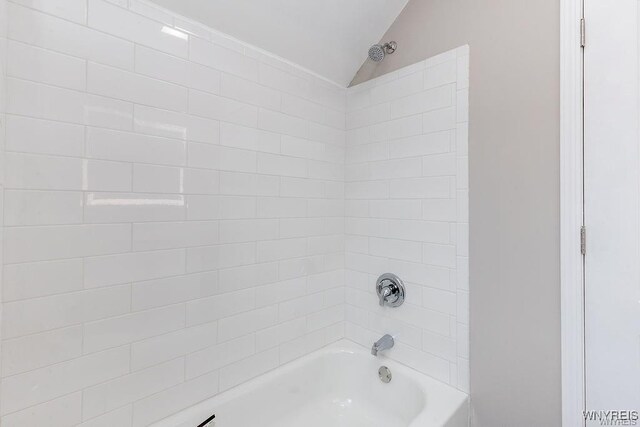 52 Hawthorne Ave, Tonawanda, NY 14223 - photo 18