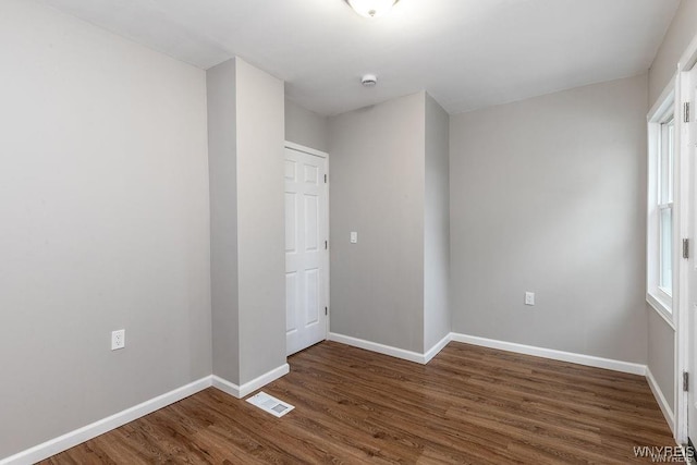 52 Hawthorne Ave, Tonawanda, NY 14223 - photo 21