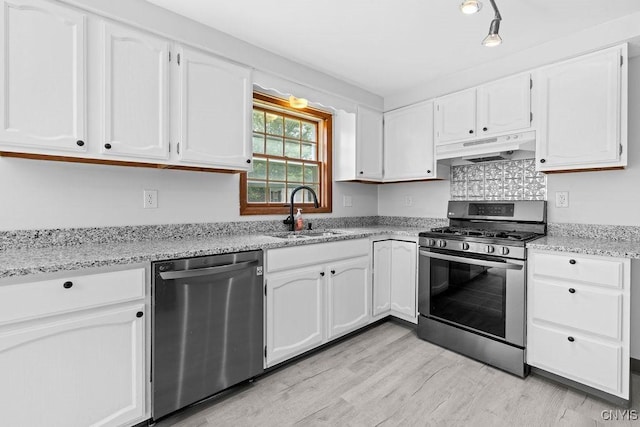 4791 Stonehurst Rd, Clay, NY 13090 - photo 9