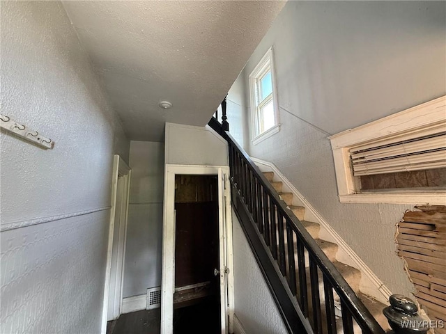 725 15th St, Niagara Falls, NY 14301 - photo 8