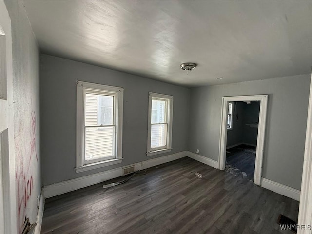 725 15th St, Niagara Falls, NY 14301 - photo 9