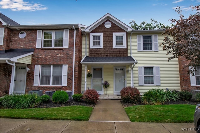 39 Olde Stone Ln, Lancaster, NY 14086 - photo 1