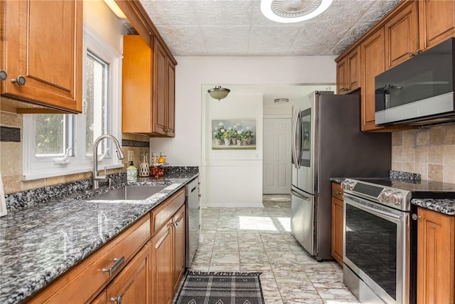 146 Cornwall Ln, Irondequoit, NY 14617 - photo 10