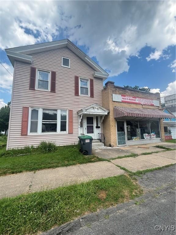 810 Utica St, Whitestown, NY 13424 - photo 1