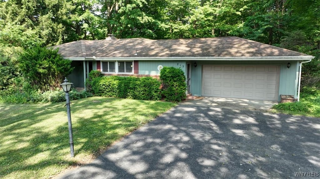 215 Hilltop Dr, Elma, NY 14059 - photo 1