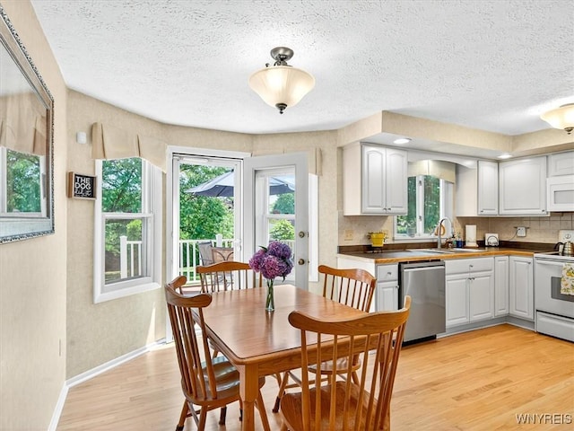 101 Woodedge Ln, Greece, NY 14626 - photo 10