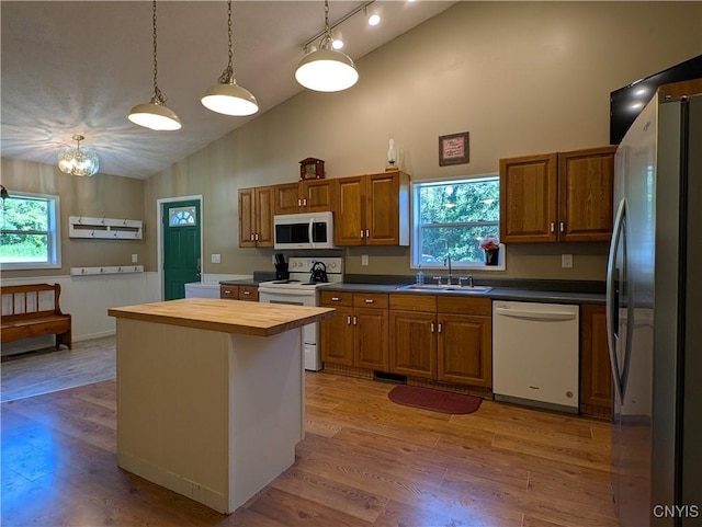 1128 Silk Rd, Volney, NY 13069 - photo 18
