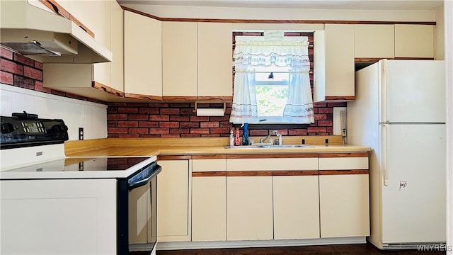 490 82nd St, Niagara Falls, NY 14304 - photo 11