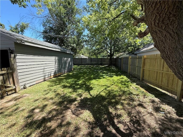 737 92nd St, Niagara Falls, NY 14304 - photo 2
