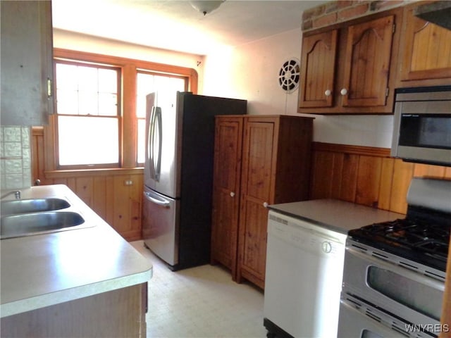 41 Vernon Dr, Cheektowaga, NY 14225 - photo 6
