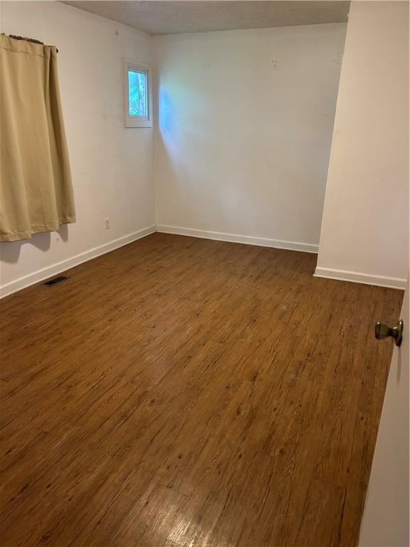 189 Chestnut St, Corning City, NY 14830 - photo 10