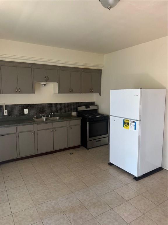 61 Sander St, Rochester, NY 14605 - photo 2