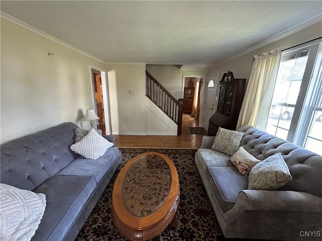 210 Ferncliff Ave, Salina, NY 13088 - photo 5