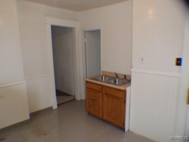 9 Alma Ave, Buffalo, NY 14215 - photo 3