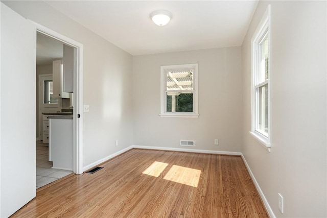 200 Royleston Rd, Rochester, NY 14609 - photo 8