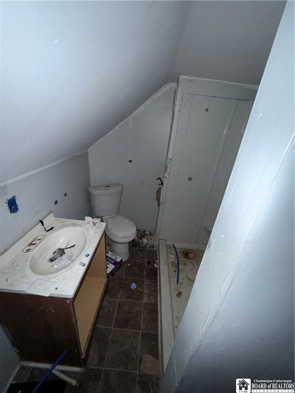 438 Winsor St, Jamestown, NY 14701 - photo 5