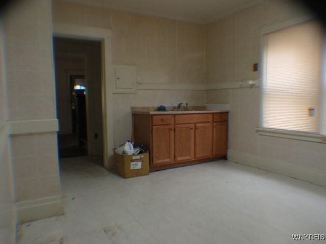 5 Collingwood Ave, Buffalo, NY 14215 - photo 3