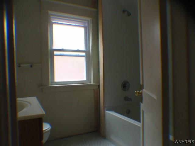 5 Collingwood Ave, Buffalo, NY 14215 - photo 7