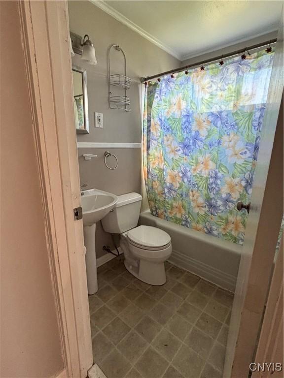 435 Darlington Rd E, Salina, NY 13208 - photo 16
