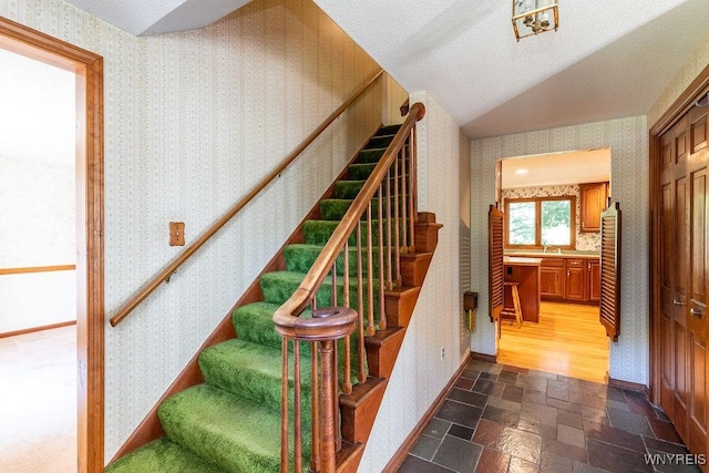 4900 Cliffside Dr W, Clarence, NY 14031 - photo 5