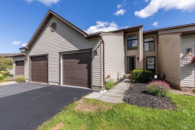 8432 Bubbling Springs Dr, Clay, NY 13027 - photo 1