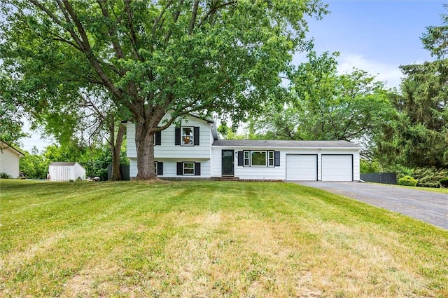 146 Hidden Creek Ln, Hamlin, NY 14464 - photo 1