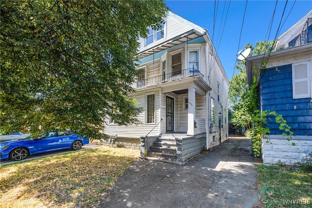 496 Lisbon Ave, Buffalo, NY 14215 - photo 3