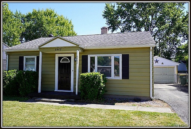 6442 Lincoln Ave, Lockport Town, NY 14094 - photo 1