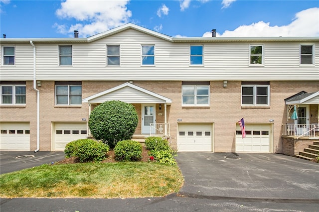 1165 Hampton Dr, Victor, NY 14564 - photo 1