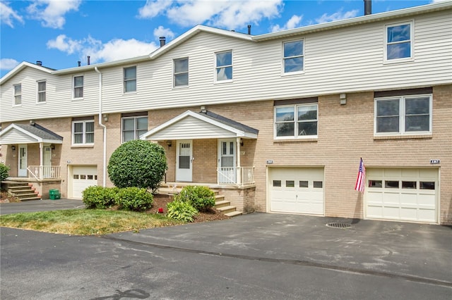 1165 Hampton Dr, Victor, NY 14564 - photo 2