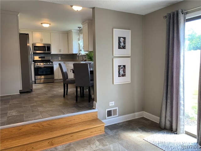 39 Joann Dr, West Seneca, NY 14224 - photo 6