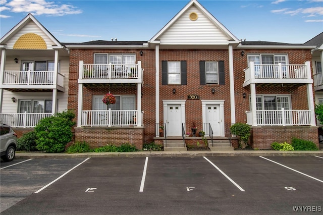 920 Hopkins Rd Unit F, Amherst, NY 14221 - photo 1