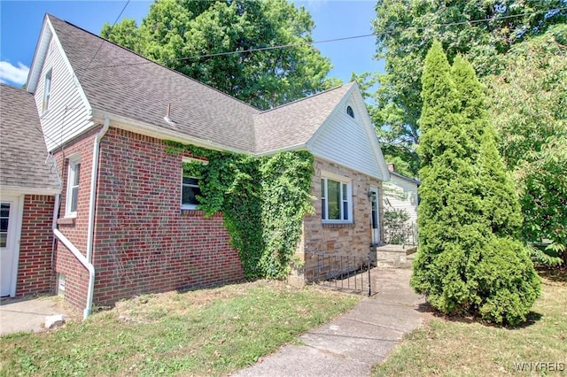 5390 Bayview Rd, Hamburg, NY 14075 - photo 2