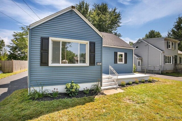 5305 Lake Ave, Orchard Park, NY 14127 - photo 3