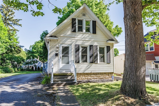 52 Warren St, Rochester, NY 14620 - photo 1
