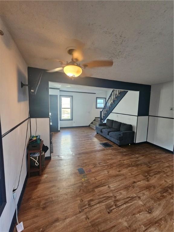 179 Telyea St, Canandaigua City, NY 14424 - photo 4