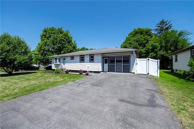 304 Drexler St, Salina, NY 13088 - photo 3
