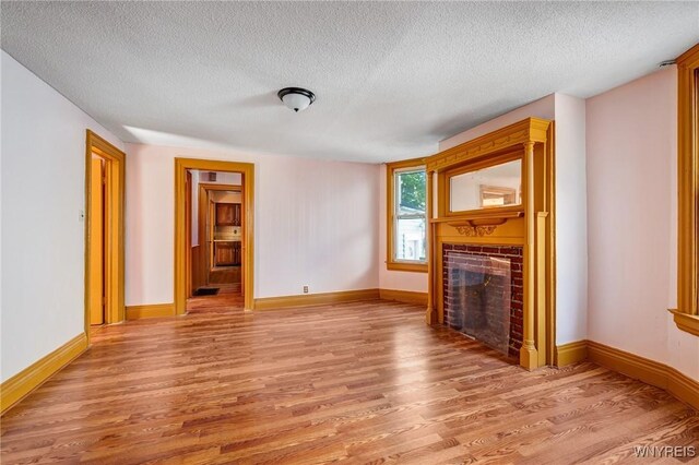 520 Woodlawn Ave, Buffalo, NY 14208 - photo 15