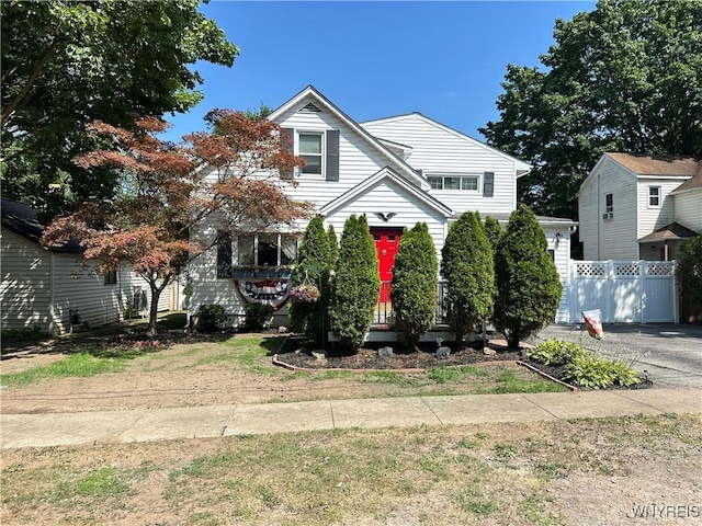 350 S 2nd St, Lewiston, NY 14092 - photo 1