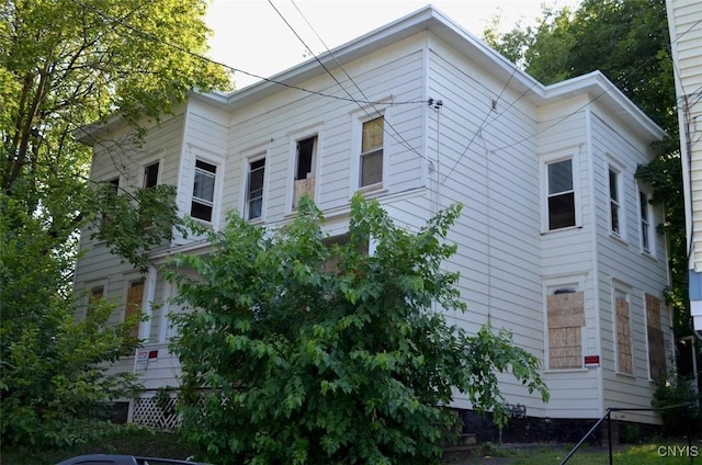 1107 Butternut St, Syracuse, NY 13208 - photo 1
