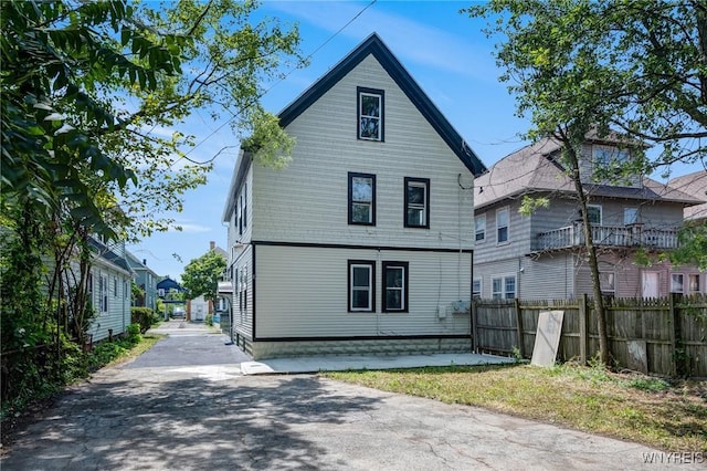 266 Lasalle Ave, Buffalo, NY 14215 - photo 46
