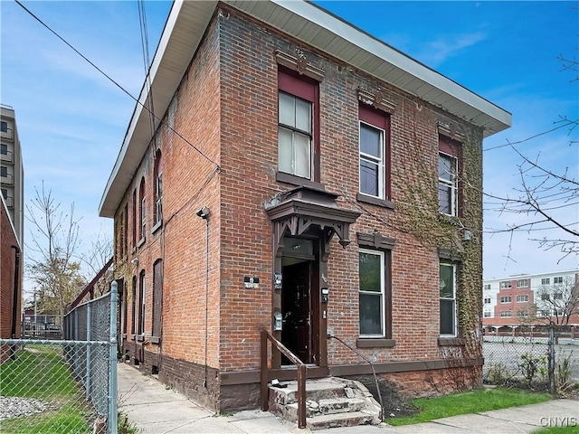 710 Hickory St, Syracuse, NY 13203 - photo 4