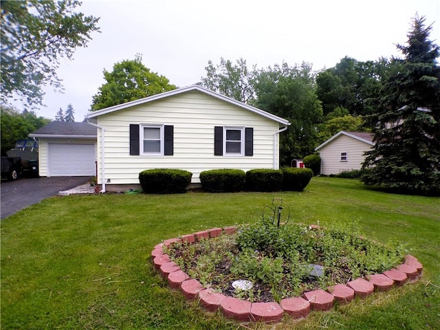 2 Peach Blossom Cir, Parma, NY 14468 - photo 1