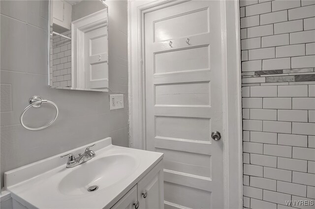 106 Gallatin Ave, Buffalo, NY 14207 - photo 20
