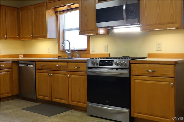 633 W Thomas St, Rome, NY 13440 - photo 3