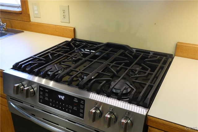 633 W Thomas St, Rome, NY 13440 - photo 4